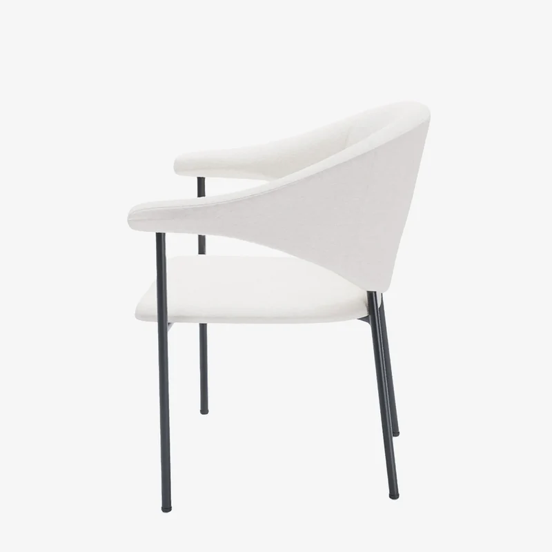 Lot de 2 chaises avec accoudoir design en velours blanc cr me Jeanne