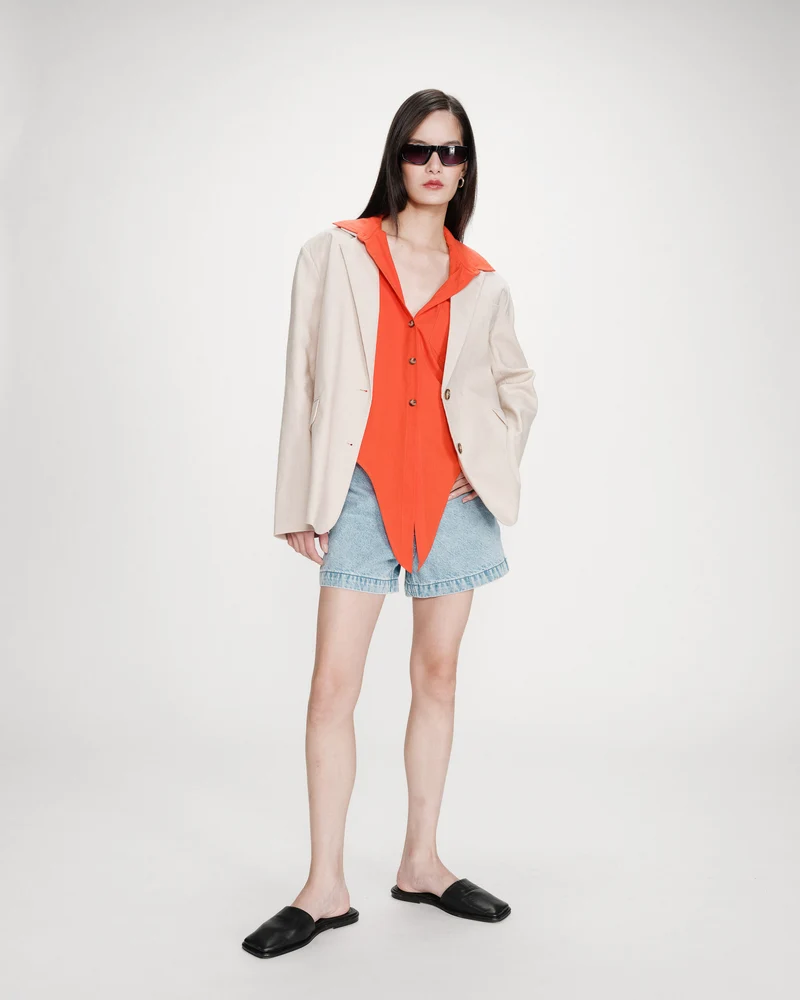 Chemise cintrée en coton à nouer devant sanguine Vero