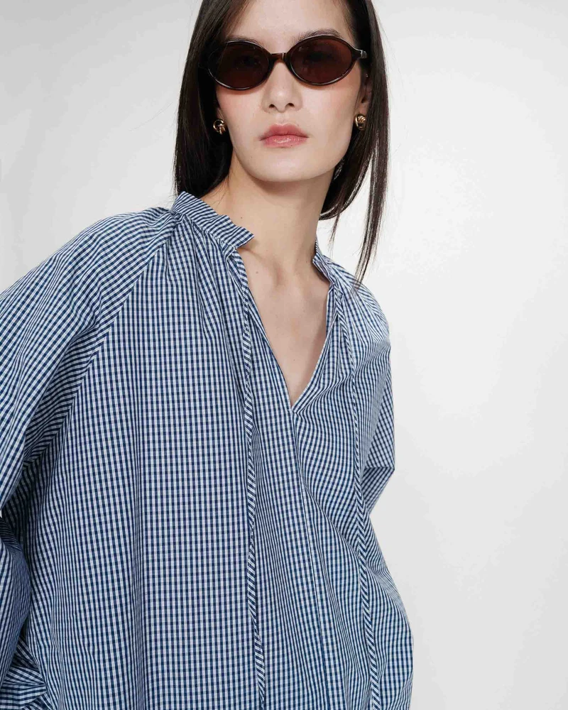 Blouse à carreaux en coton col V oversize marine Varry