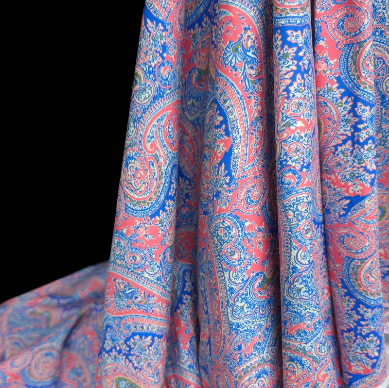 Tissu maillot de bain extensible dans les 4 sens | Cachemire Riviera Corail | Corail et bleu | Exclusivité Les Tissées