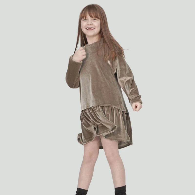 PATRON DE COUTURE PDF | Robe en coton ouaté pour fille | Pattern Paper Scissors