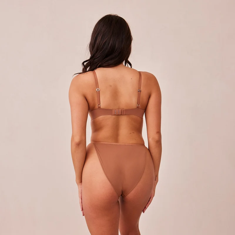 Light Plunge Soutien-Gorge T-Shirt Sans Armatures - Moka