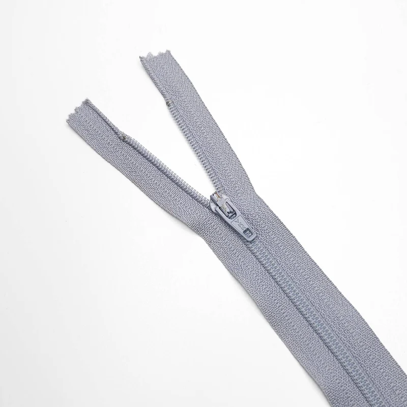 YKK | Fermeture éclair À Bout Fermé | Spirale | #2 | 7 3/4'' - 19.5 cm | SS348 - SS351