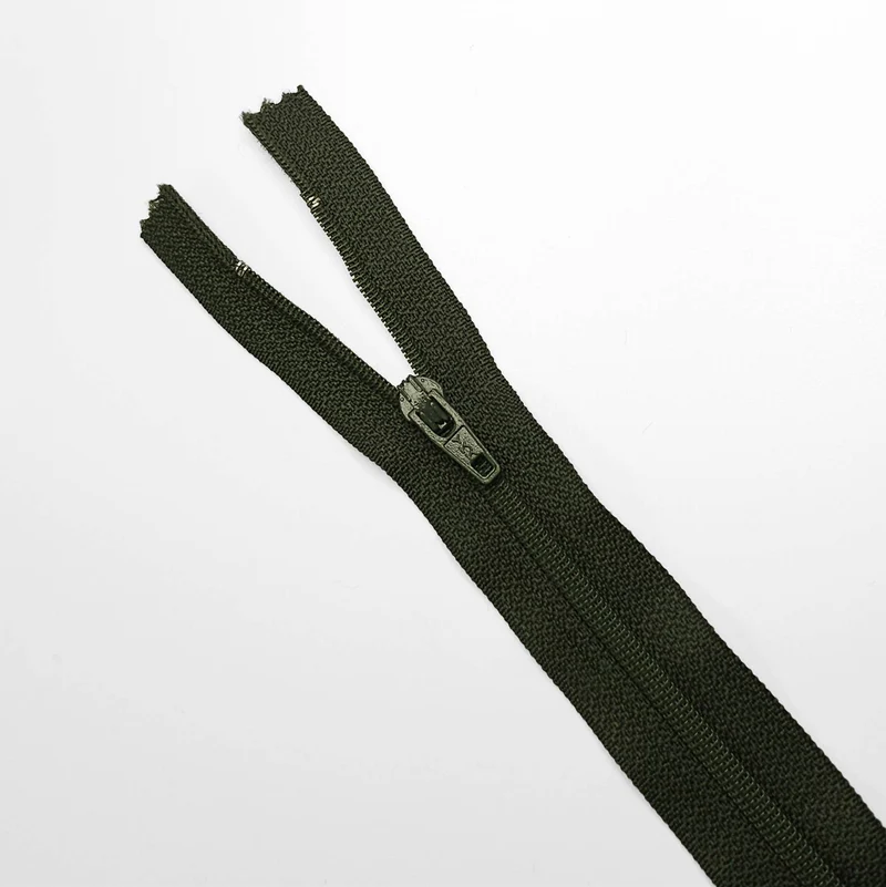 YKK | Fermeture éclair À Bout Fermé | Spirale | #2 | 7 3/4'' - 19.5 cm | SS339 - SS347