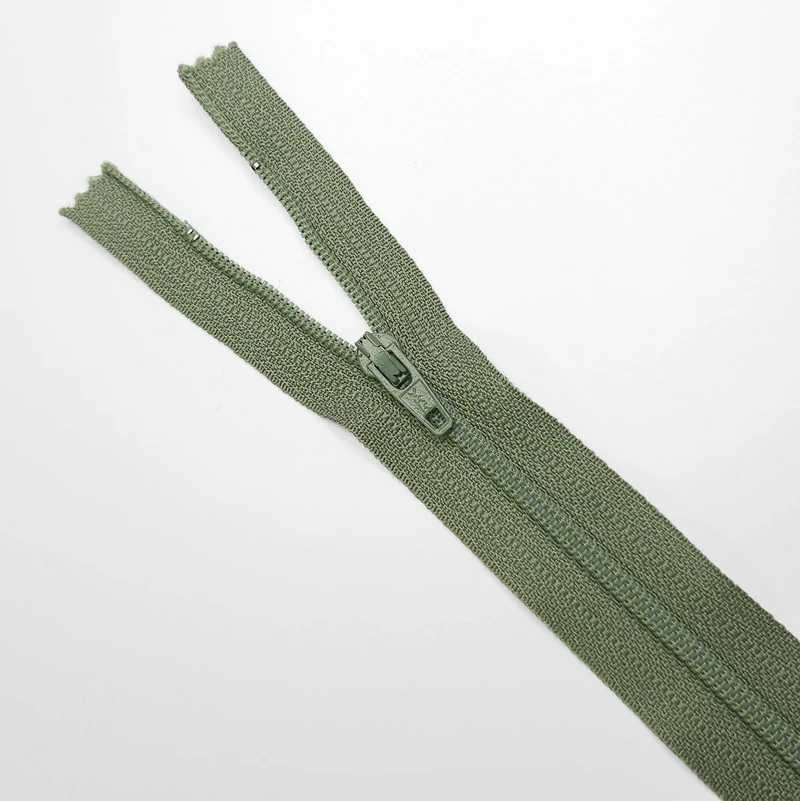YKK | Fermeture éclair À Bout Fermé | Spirale | Vert | #2 | 6 3/4'' - 17 cm | SS274 - SS294