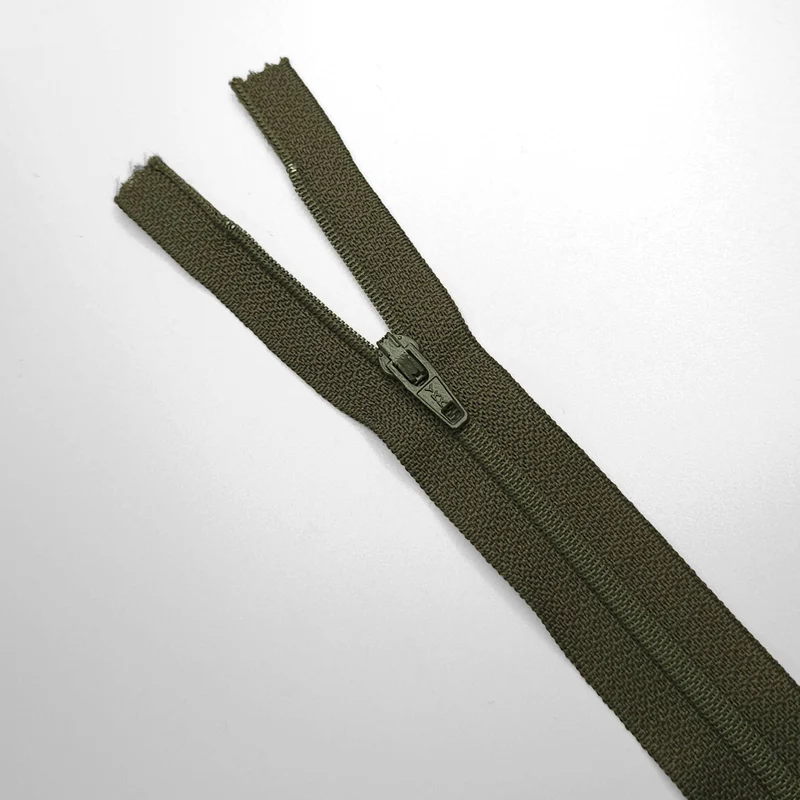 YKK | Fermeture éclair À Bout Fermé | Spirale | Vert | #2 | 6 3/4'' - 17 cm | SS274 - SS294