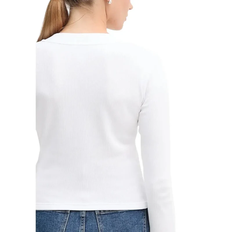 Calvin Klein Jeans Women White Long Sleeve Organic Cotton T-Shirt (T-shirt à manches longues en coton biologique)