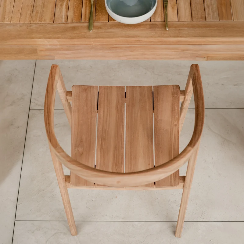 Table et chaises de jardin Suri en bois de teck massif, 6 personnes