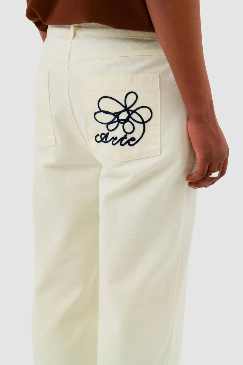 Pantalon à poches brodées - Crème