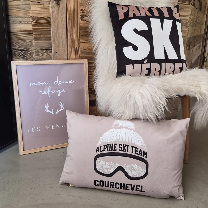 Coussin Velours Personnalisé Montagne Morzine Noir