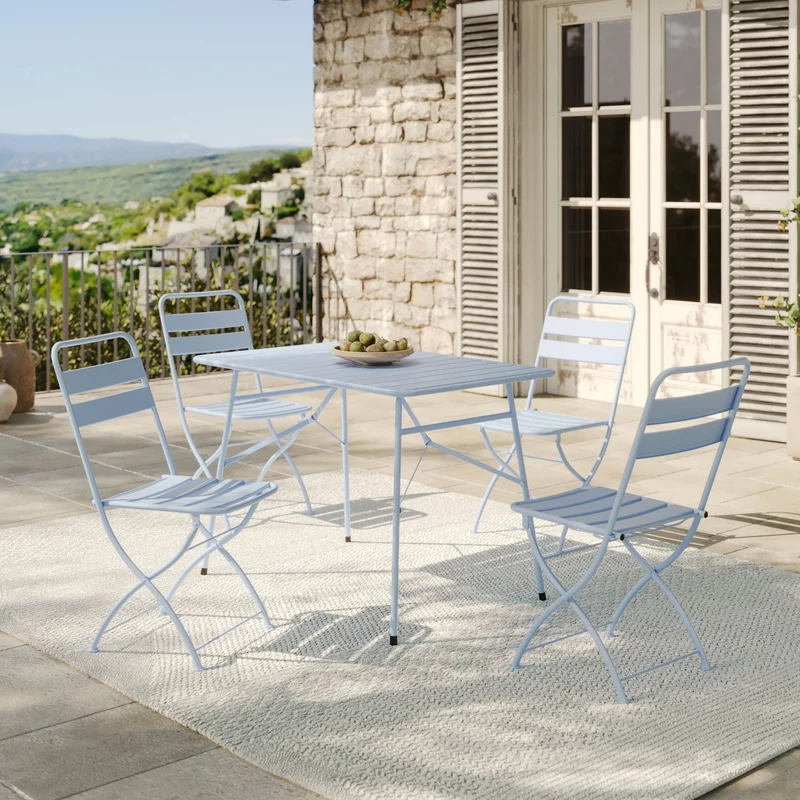 Table de jardin Yumi pliante en métal bleu pastel 4 personnes