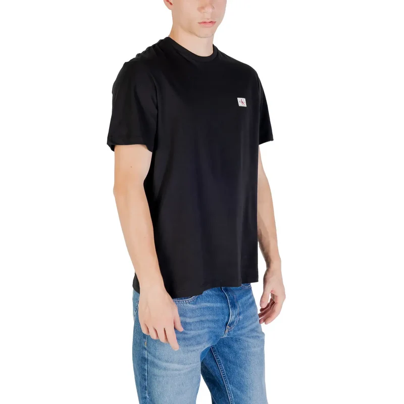 T-Shirt noir à manches courtes et col crêpé