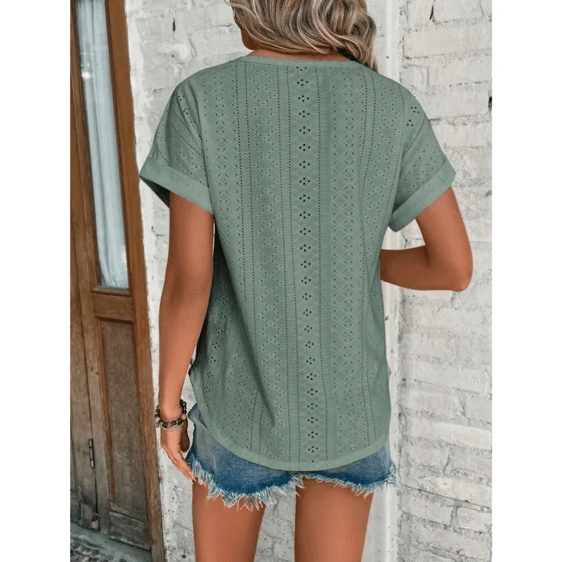 Isaure Blouse Brodée Femme – Tissu Léger, Manches Courtes et Style Décontracté Chic par Looksy