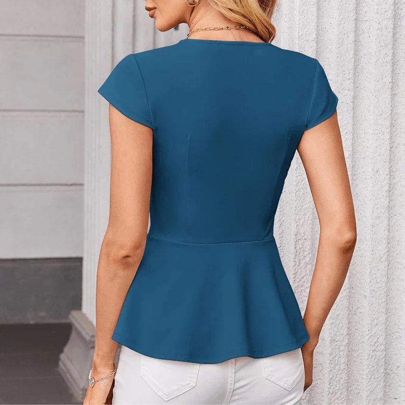 Jaz Blouse Femme Élégante – Col en V, Mancherons, Coupe Structurée & Ourlet Volanté