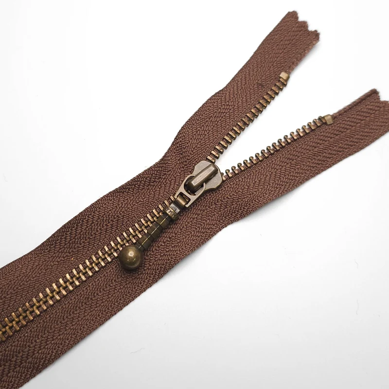 YKK | Fermeture Éclair à Bout Fermé | Métal | Brun | #5 | 5 3/4 - 14.5 cm