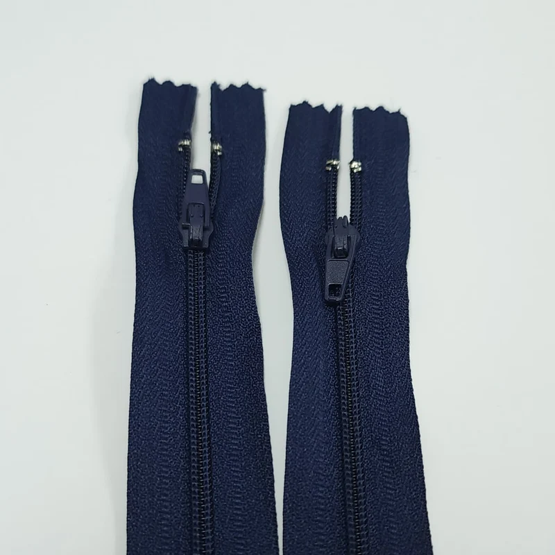 YKK Fermeture éclair spirale à extrémité fermée #3 | 7" / 18cm