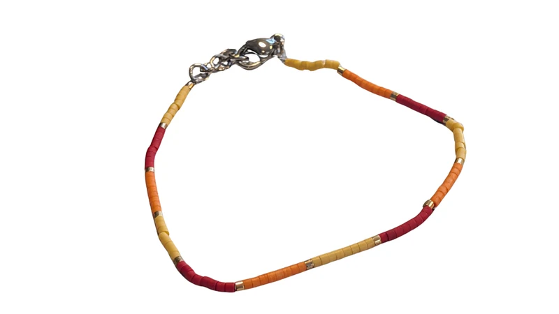 Bracelet Fin en Perles de Verre – Teintes Chaleureuses (Jaune, Orange & Rouge Brique)