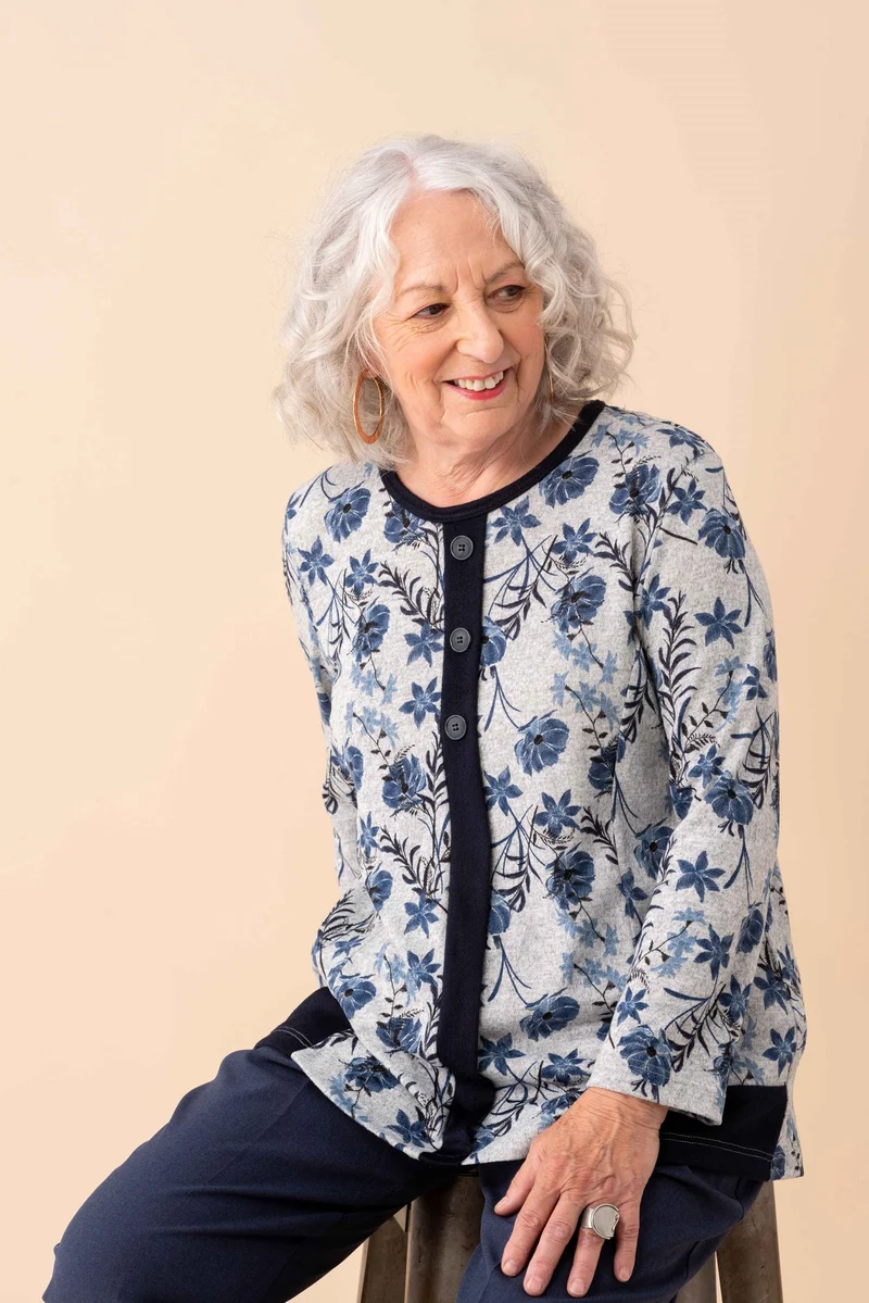 1QT348-1Y147-Adaptive Top, Fake Cardigan