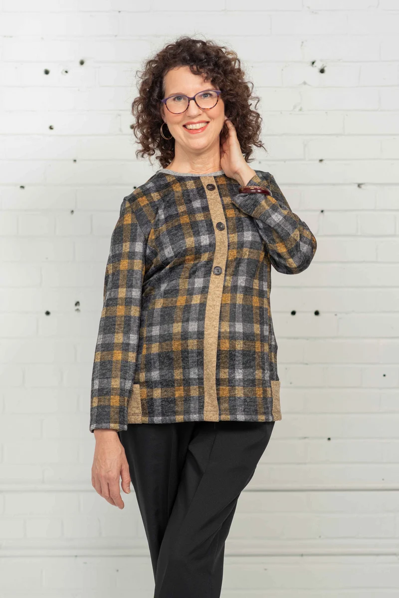 1QT348-1U601-Adaptive Top, Fake Cardigan