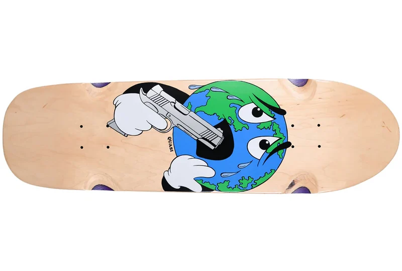 PLANCHE DE SKATEBOARD MONDIALE