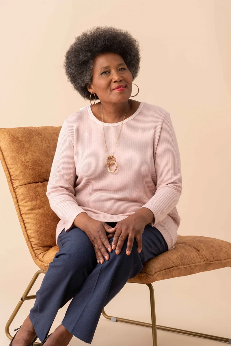 1UT367-1Y116-Adaptive Basic Top With Round Neck