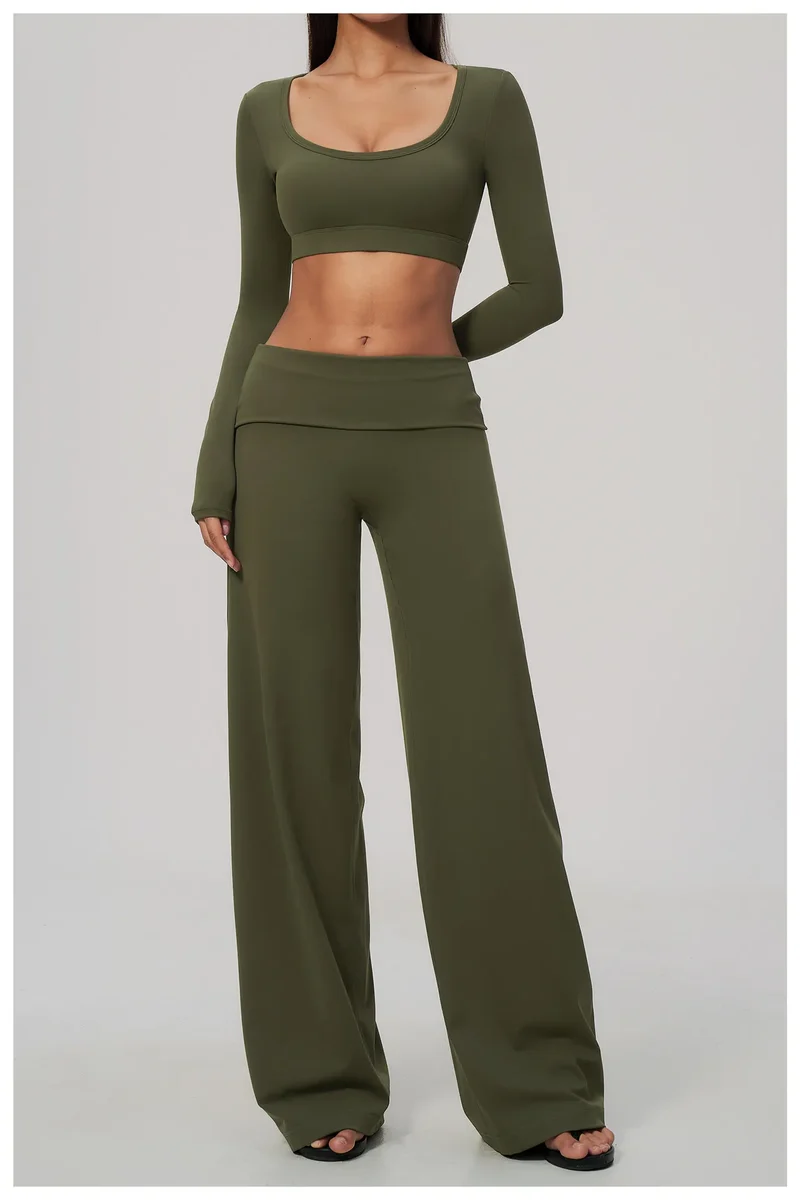 SPARK Women's U-Neck Long-Sleeve Crop Yoga Top ZC9599