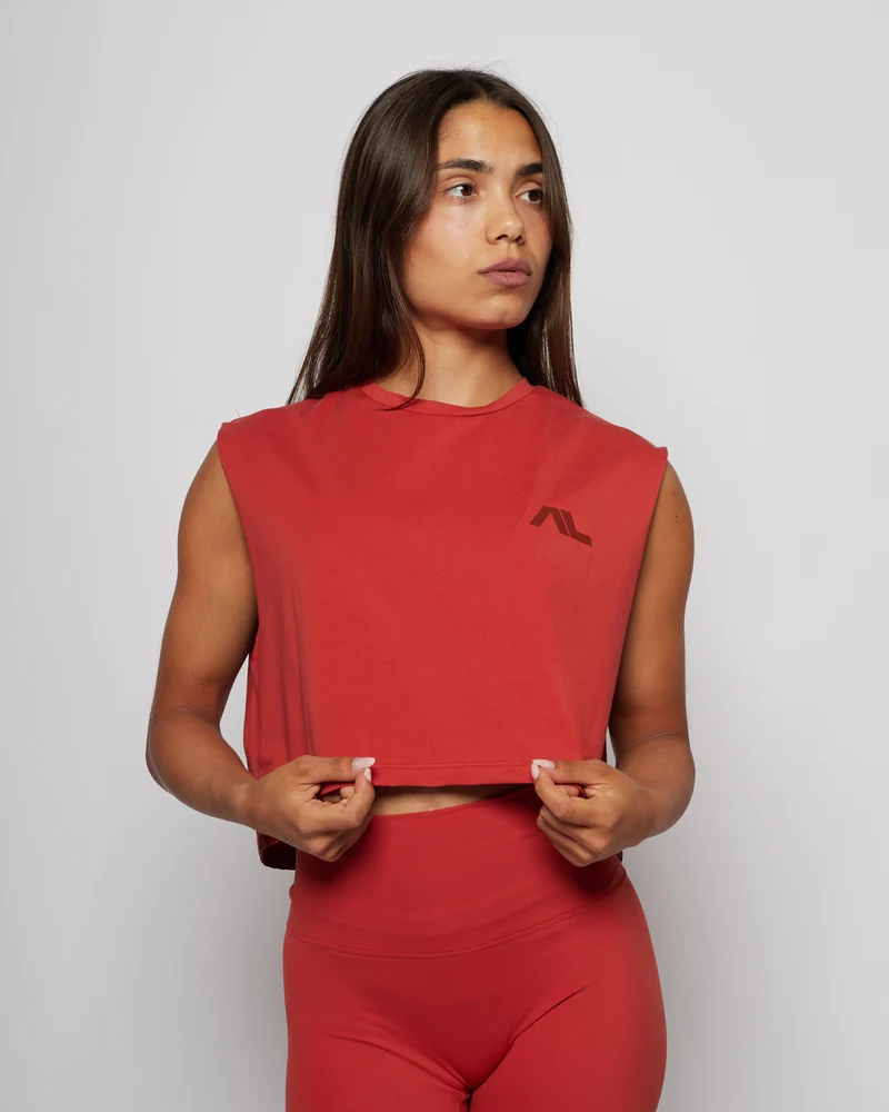 Low Logo Crop Tank - Red Clay
