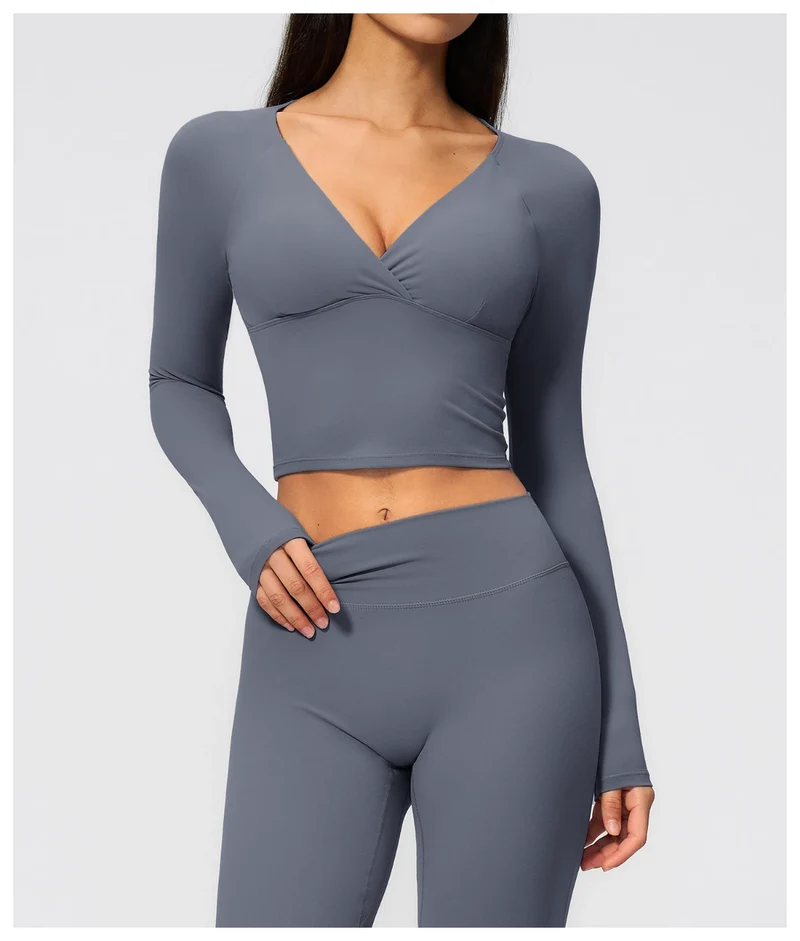 SPARK Women's Slim-Fit Long-Sleeve Yoga Top ZC4208