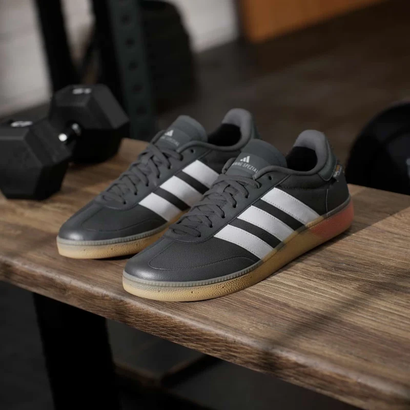 Adidas Training Spezial Scarpe da allenamento a pianta larga