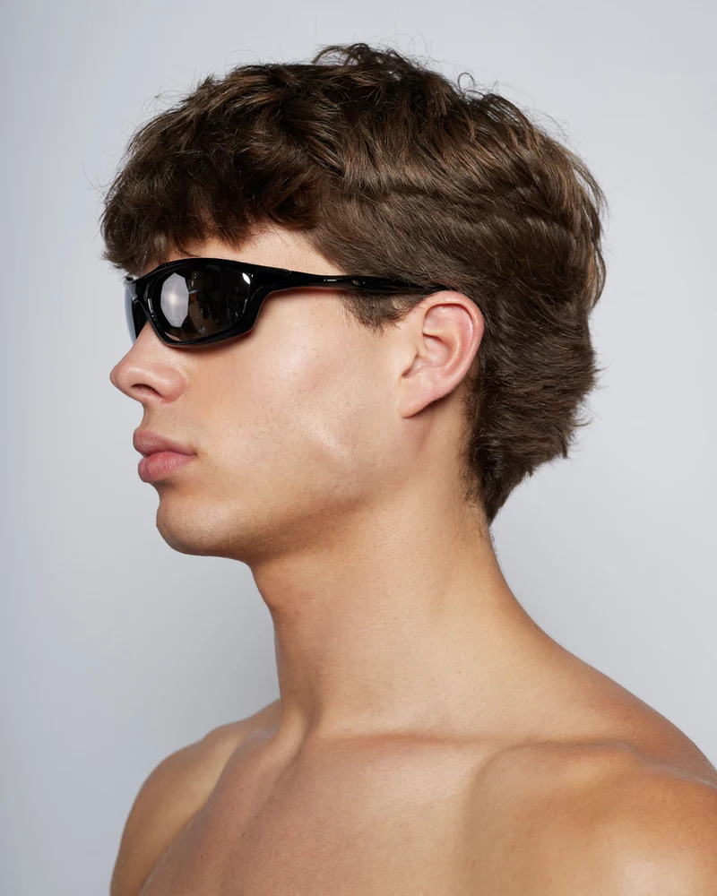 Volt 909 - Glossy Black