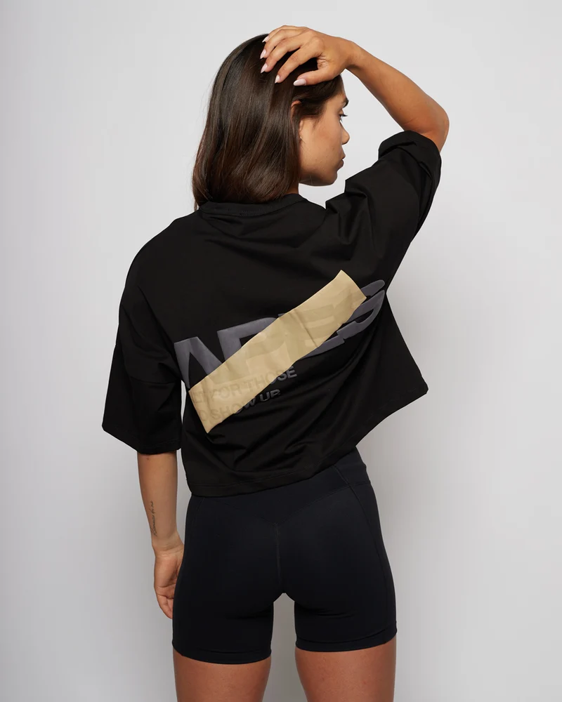 Apes Essentials Bold Crop Tshirt - Solid Black