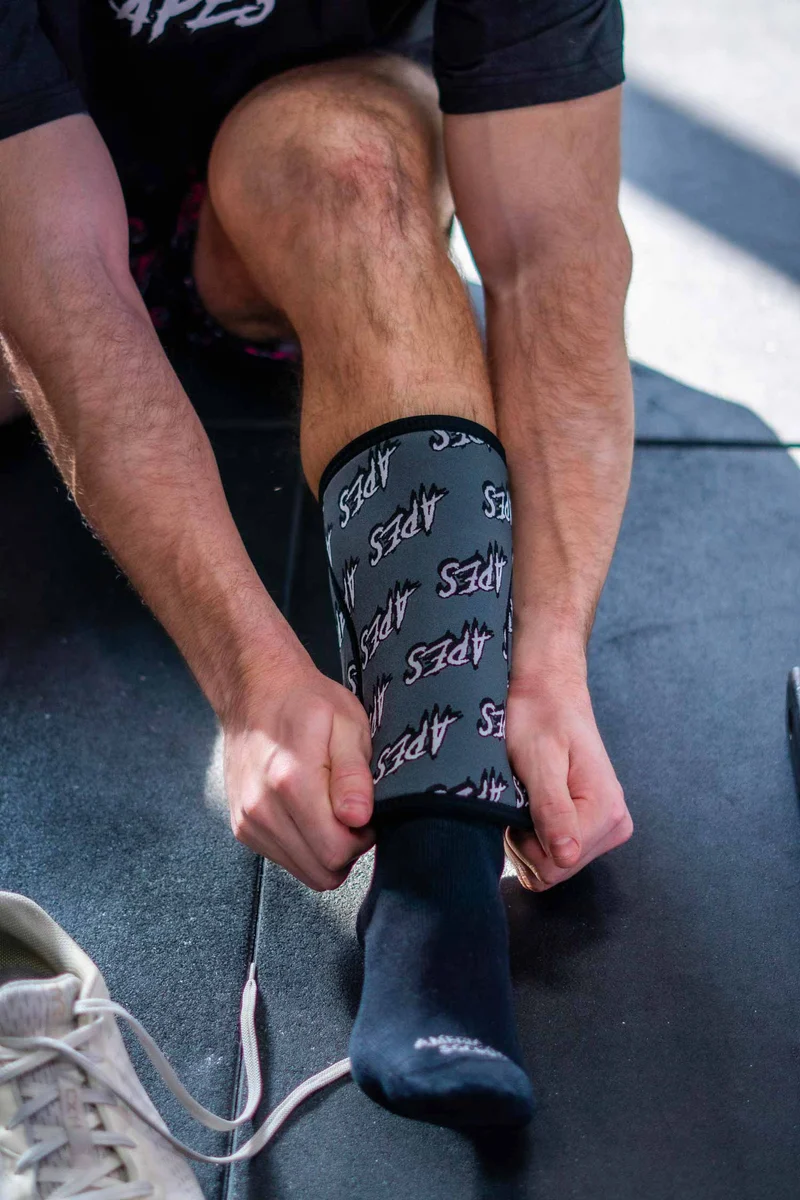 Apes Knee Sleeves Ginocchiere 7mm.