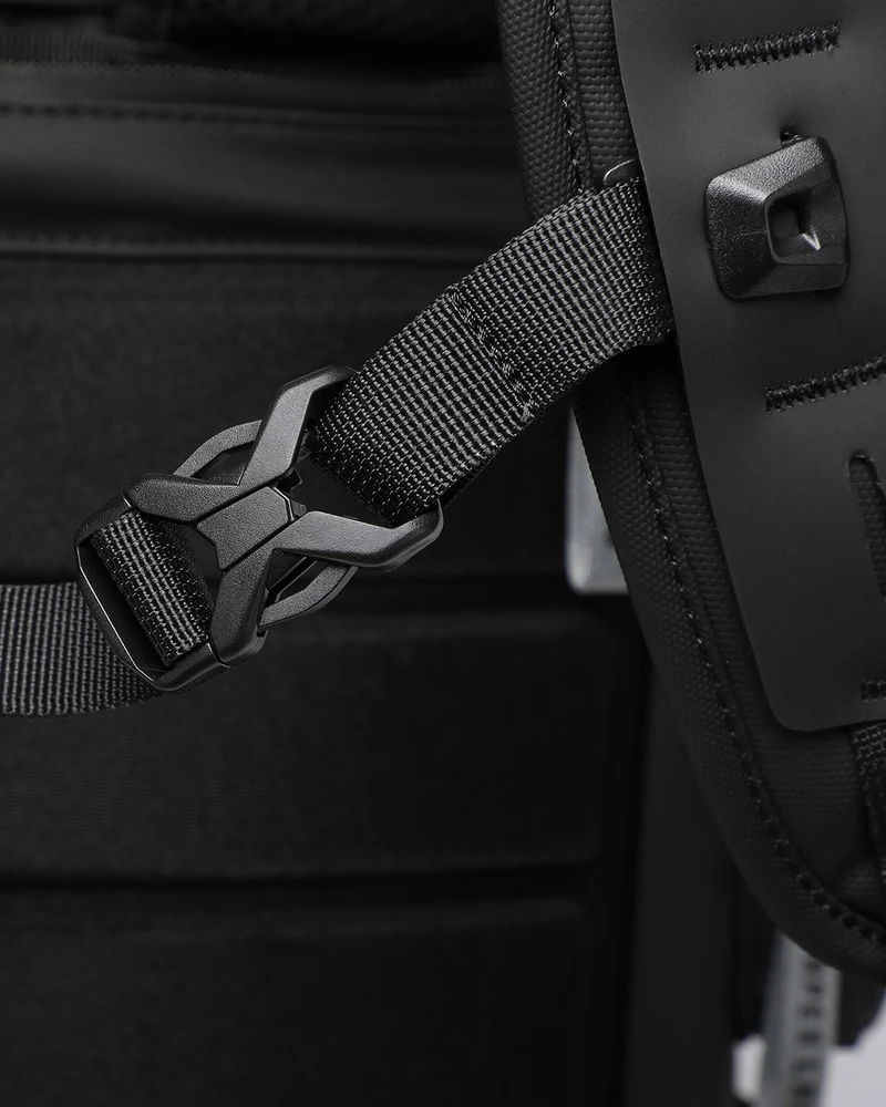 Monolite XL 55L Backpack & Duffle Bag Black