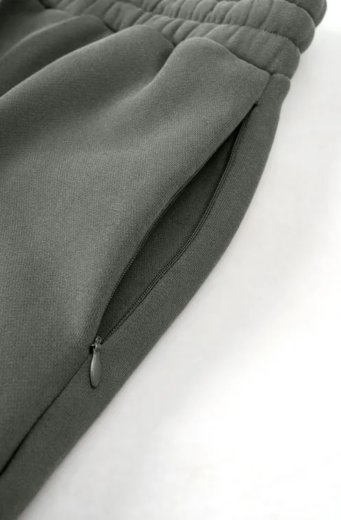 SPARK Unisex Plush Lining Sweatpants TH2405