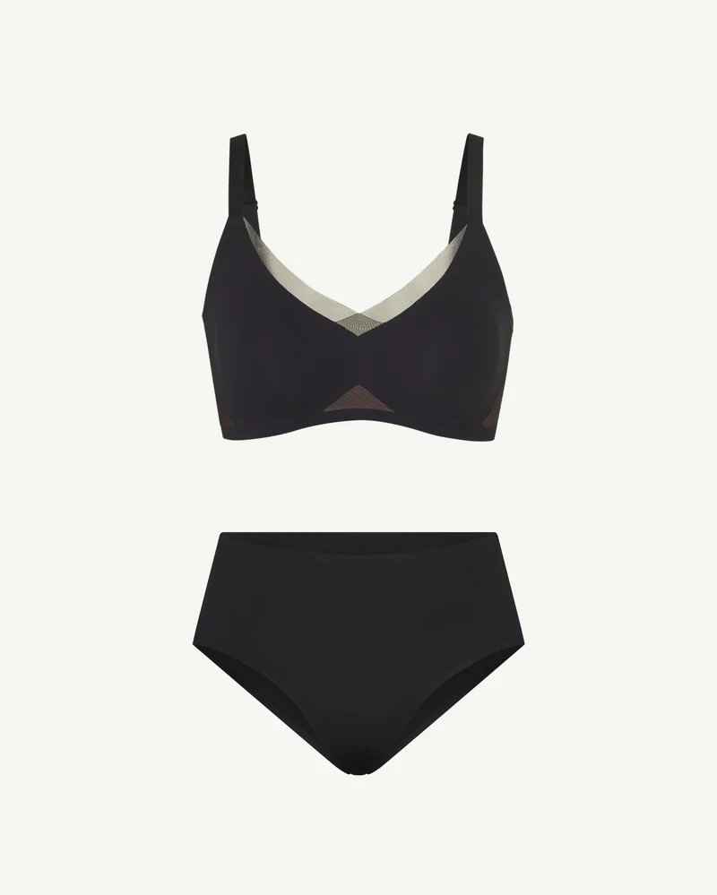 CrossOver Bra + Free Undies