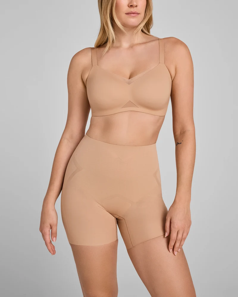 MeshSculpt Mid-Waist Short
