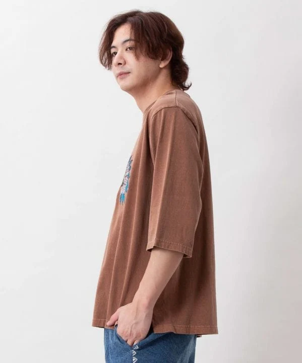 T-shirt brodé style vintage pour homme