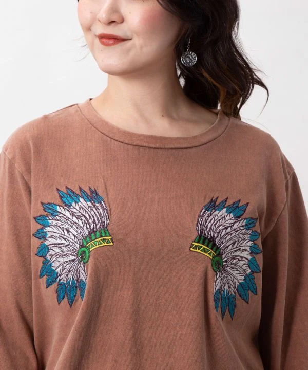 T-shirt brodé style vintage