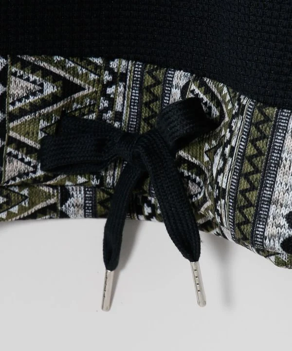 Haut patchwork à motif géométrique