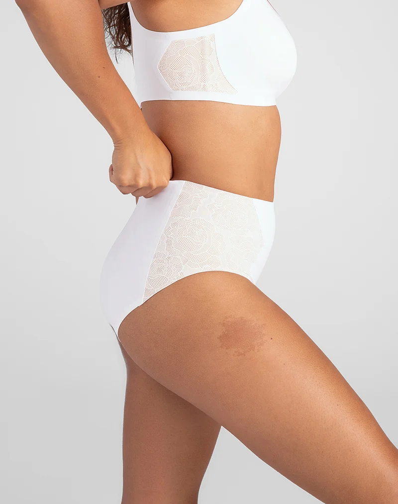 CrossOver Lace Brief
