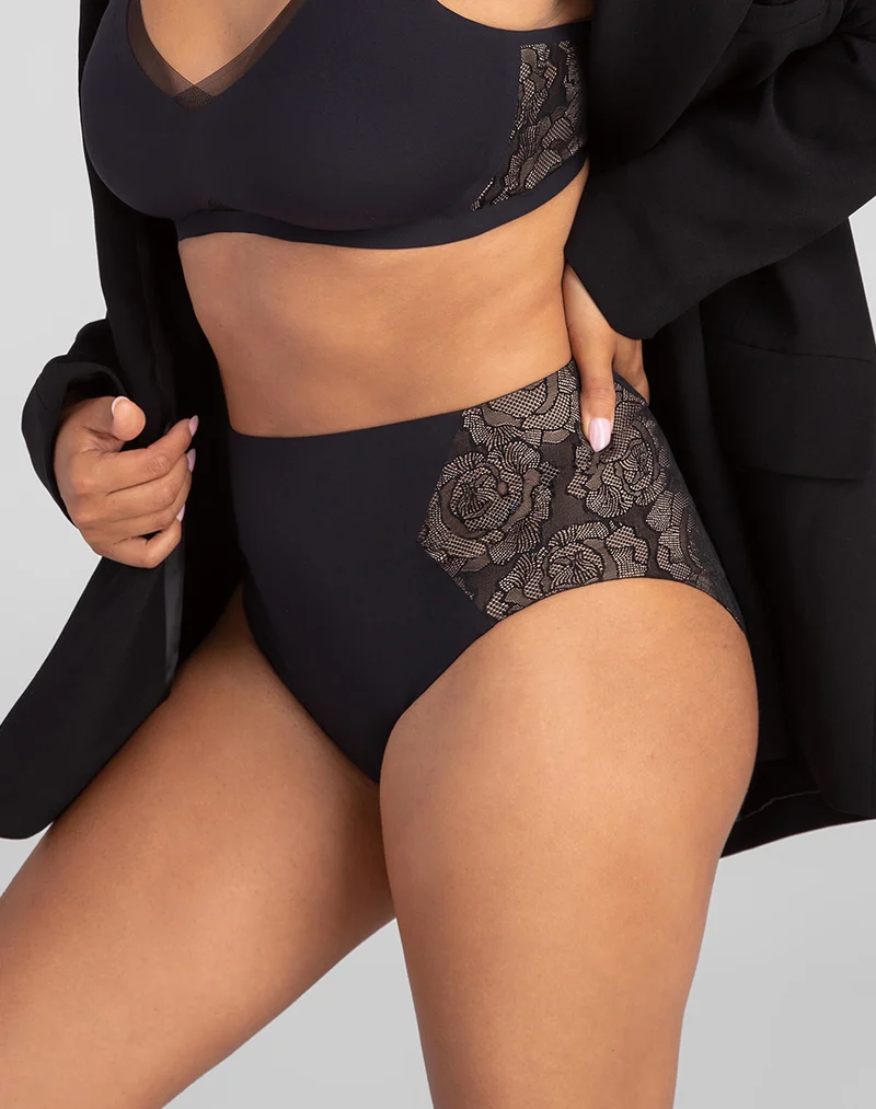 CrossOver Lace Brief