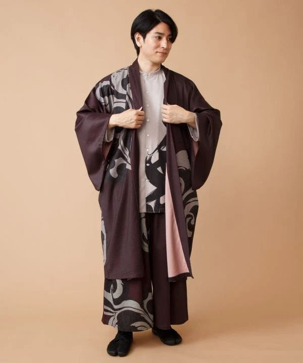 FUKUJIKAKU - T-shirt imprimé Kanji artistique