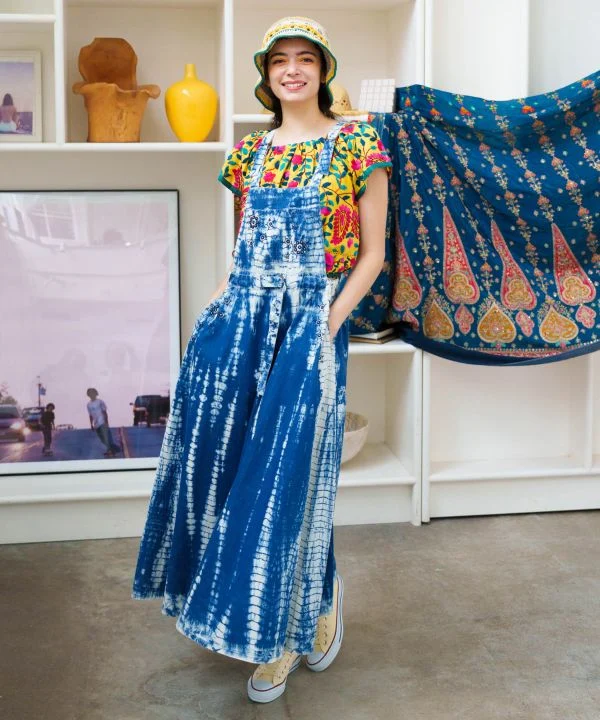 Crop top brodé de fleurs