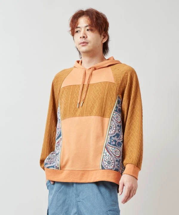Sweat à capuche patchwork style vintage pour homme