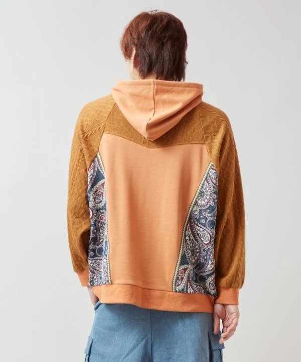 Sweat à capuche patchwork style vintage pour homme