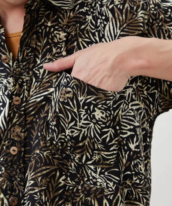 Chemise en rayonne batik de Bali