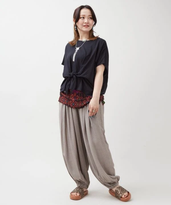 Ensemble de hauts superposés à imprimé géométrique