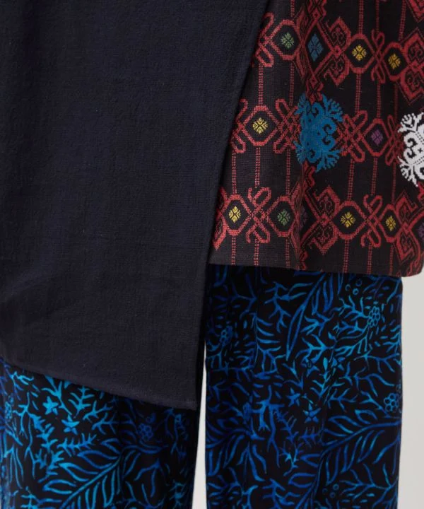 Haut à nouer sur le côté pour homme d'inspiration Hmong