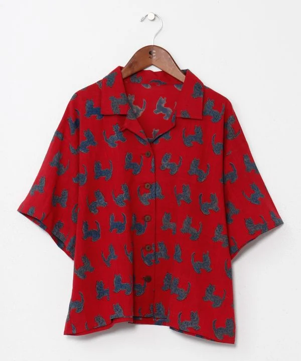Chemise à col ouvert à motif tibétain