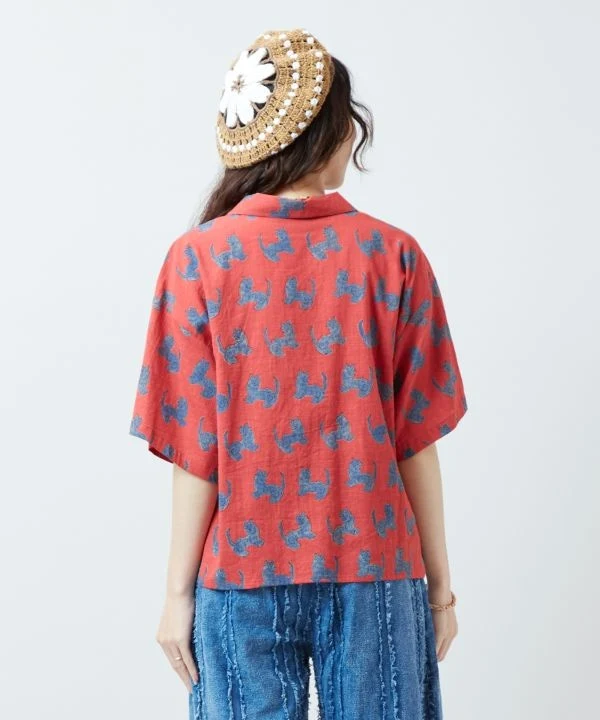 Chemise à col ouvert à motif tibétain